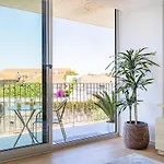 Apartment Sunny Vibes & Balcony With Pool Espinho (Aveiro)
