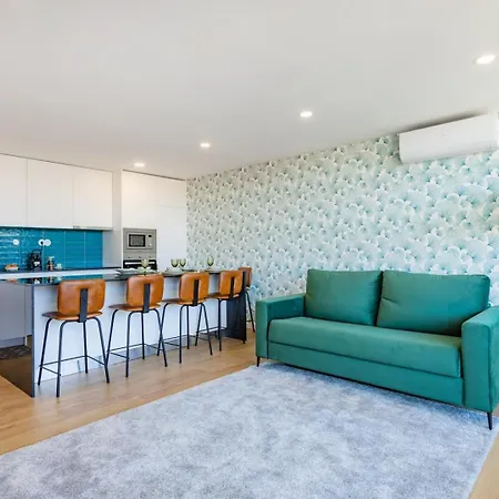 דירה Sunny Vibes & Balcony With Pool *