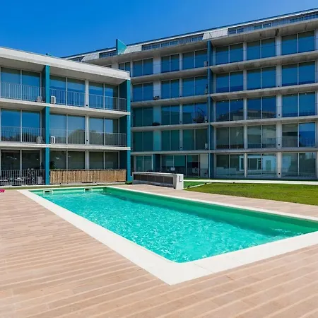 Apartman Sunny Vibes & Balcony With Pool