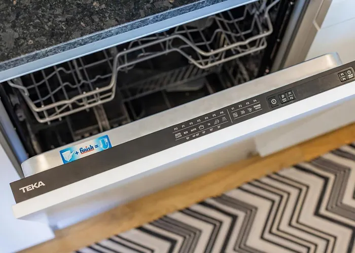 Apartment Sunny Vibes & Balcony With Pool Espinho (Aveiro)