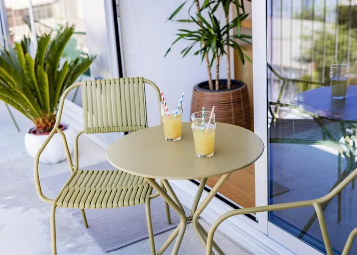 Sunny Vibes & Balcony With Pool Apartment Espinho (Aveiro)